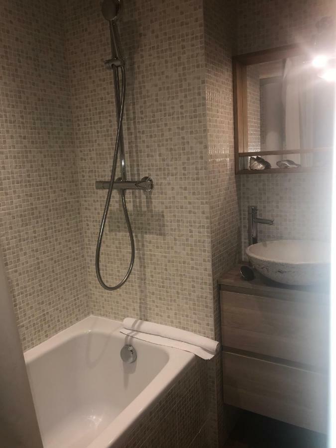 Parisian Cosy Flat Apartment ภายนอก รูปภาพ